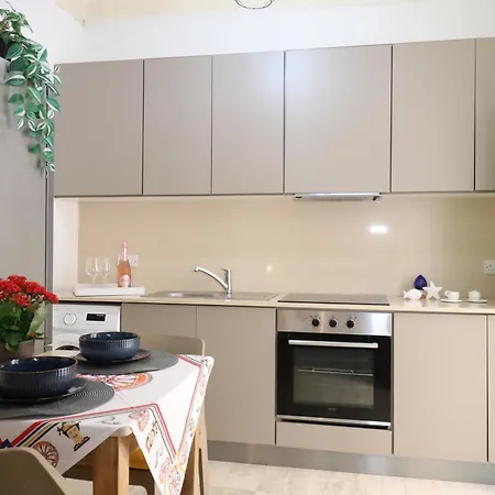 Gardjola - Authentic By The Marina, Ideal For Couples * Isla
