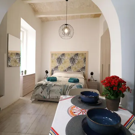 Gardjola - Authentic By The Marina, Ideal For Couples *