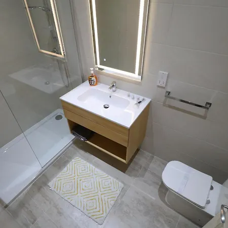 Gardjola - Authentic By The Marina, Ideal For Couples Appartement *